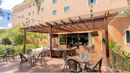 Hodelpa Garden Court